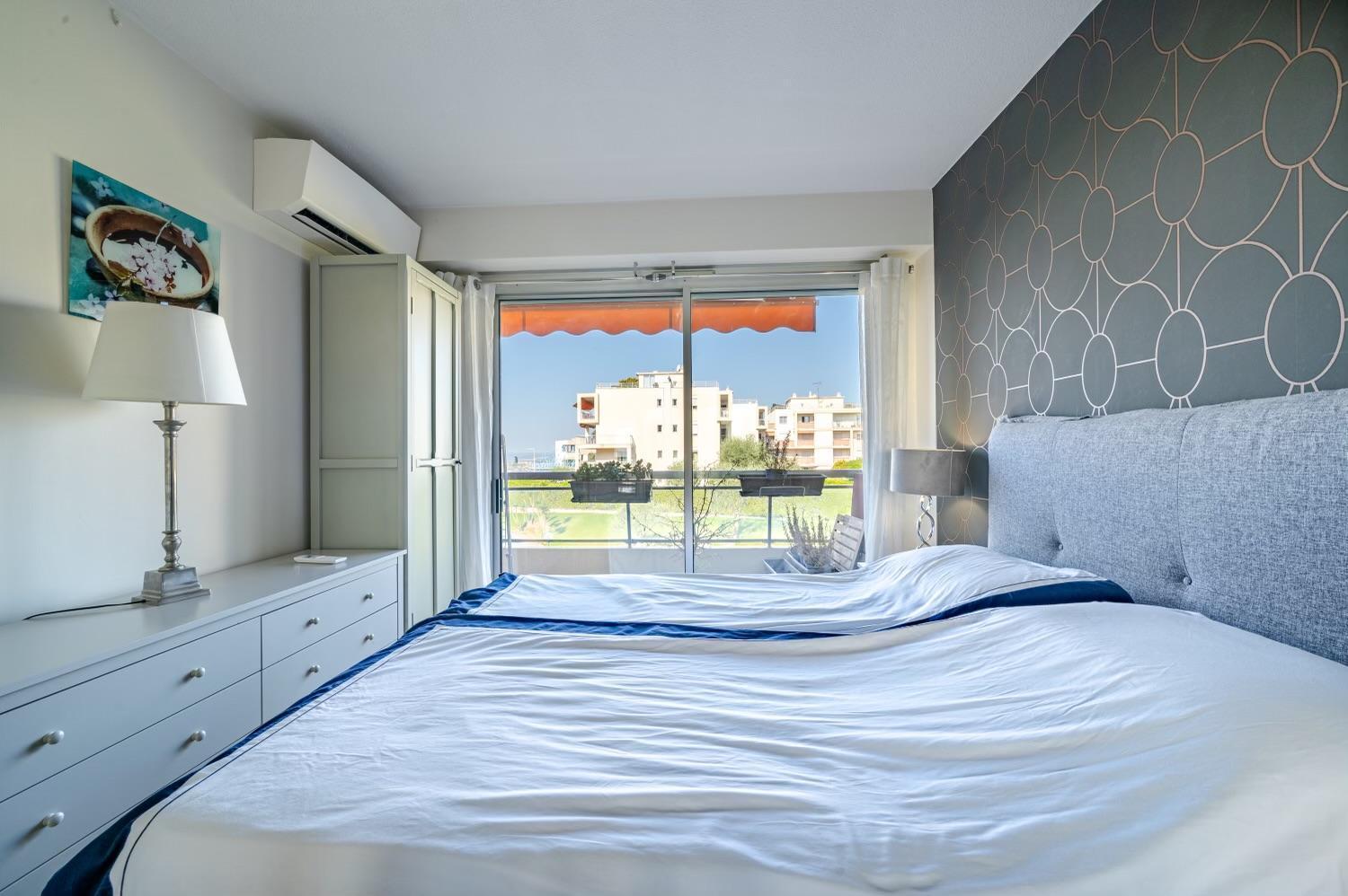 Superbe 2 Pieces Clim Et Parking Appartement