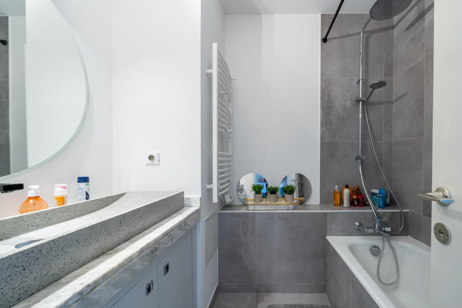 Superbe 2 Pieces Clim Et Parking Apartamento *